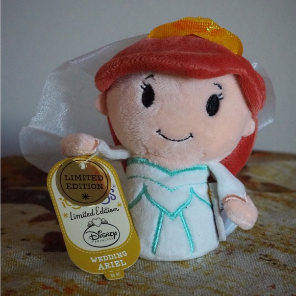 “Wedding Ariel” hallmark itty Bitty’s doll 5” with tags - Picture 1 of 4